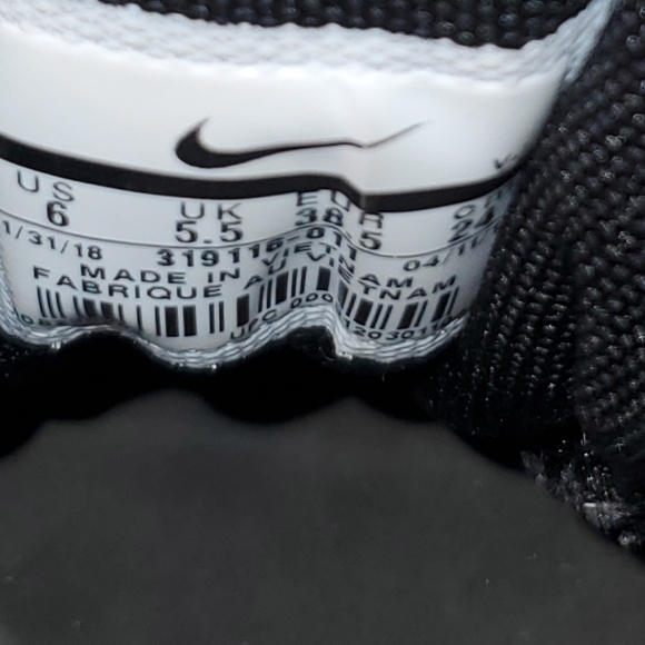 Nike Air Max Torch - Picture 4 of 5